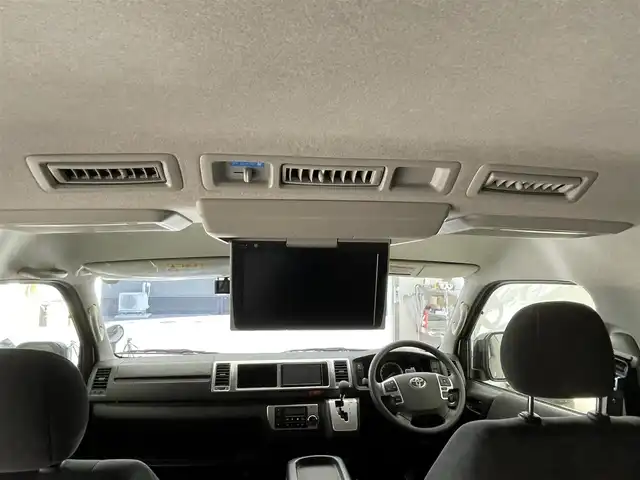 トヨタ ハイエース GL ロング 滋賀県 2022(令4)年 4.2万km ブラックマイカ 純正7インチナビ/【Bluetooth/CD/DVD/フルセグTV】/純正フリップダウンモニター/片側パワースライドドア/バックカメラ/フロントモデリスタエアロ/クリアランスソナー/前後ドライブレコーダー/LEDヘッドライト/オートマチックハイビーム/レーンキープアシスト/ビルトインETC/プッシュスタート/スマートキー/ステアリングリモコン