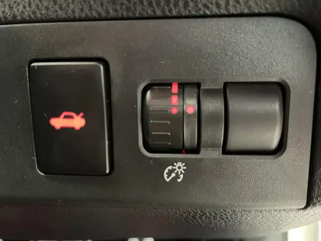 トヨタ ８６ GT 鹿児島県 2015(平27)年 6.3万km クリスタルホワイトパール 禁煙　/ワンオーナー/ＴＲＤ/・エアロ　/・マフラー　/ＢＲＩＴＺ/・ブーストメーター/・タワーバー/・レーシングラジエータキャップ/・エアクリーナー　/ＲＡＹＳ鍛造ホイール　/ＡＯＯＡブレーキキャリパーカバー/社外ナビ/・フルセグTV/・Bluetooth/バックカメラ　/パドルシフト/シーケンシャルウィンカー/ＬＥＤヘッドライト/フロントフォグランプ/社外フロアマット/スマートキー