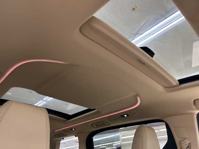 トヨタ ヴェルファイア ハイブリット V Lエディション 神奈川県 2020(令2)年 5万km ホワイトパールクリスタルシャイン 純正9型ディスプレイオーディオ/ツインムーンルーフ/トヨタセーフティセンス/ドライブレコーダー(前後)/車線逸脱警報/バックカメラ/フリップダウンモニター/サンルーフ/レザーシート/両側パワースライドドア/横滑り防止装置/ETC2.0/アイドリングストップ/LEDヘッドライト/フォグランプ/オートライト/ウィンカーミラー/電動格納ミラー/純正17インチAW/シートヒーター/エアシート/シートリフター/ステアリングヒーター/プッシュスタート/スマートキー/フロアマット/保証書/衝突被害軽減ブレーキ/レーントレーシングアシスト/レーダークルーズコントロール/オートマチックハイビーム/緊急時操舵支援