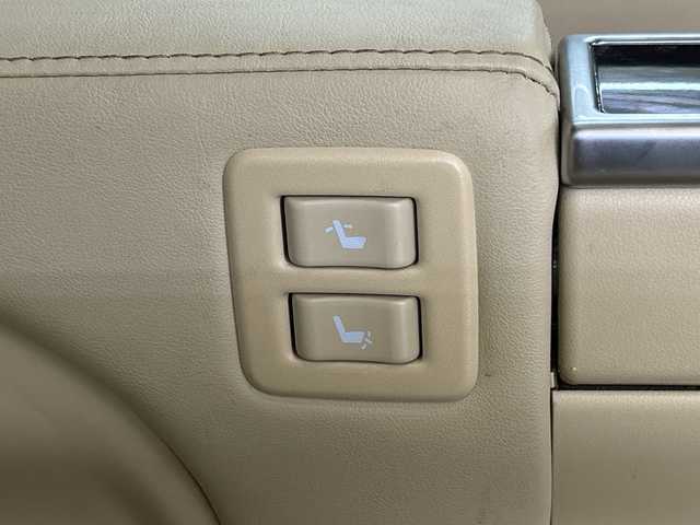 トヨタ ヴェルファイア ハイブリット V Lエディション 神奈川県 2020(令2)年 5万km ホワイトパールクリスタルシャイン 純正9型ディスプレイオーディオ/ツインムーンルーフ/トヨタセーフティセンス/ドライブレコーダー(前後)/車線逸脱警報/バックカメラ/フリップダウンモニター/サンルーフ/レザーシート/両側パワースライドドア/横滑り防止装置/ETC2.0/アイドリングストップ/LEDヘッドライト/フォグランプ/オートライト/ウィンカーミラー/電動格納ミラー/純正17インチAW/シートヒーター/エアシート/シートリフター/ステアリングヒーター/プッシュスタート/スマートキー/フロアマット/保証書/衝突被害軽減ブレーキ/レーントレーシングアシスト/レーダークルーズコントロール/オートマチックハイビーム/緊急時操舵支援