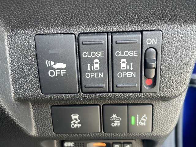 ホンダ フリード ハイブリット G ホンダセンシング 静岡県 2018(平30)年 4.8万km コバルトブルーパール /純正ナビ/地デジTV//純正CD/DVD/Bluetooth//バックカメラ//両側パワースライドドア//ホンダセンシング//全車追従クルーズコントロール//ビルトインETC//LEDヘッドライト//オートライト//スマートキー