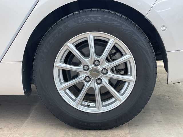 トヨタ プリウス Sセーフティプラス 道央・札幌 2017(平29)年 3.9万km スティールブロンドM 4WD//ETC//メモリナビ//フルセグテレビ//バックカメラ//クルーズコントロール//ドアバイザー//プッシュスタート//エンジンスターター//フォグランプ//オートライト