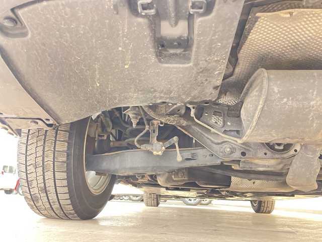 トヨタ プリウス Sセーフティプラス 道央・札幌 2017(平29)年 3.9万km スティールブロンドM 4WD//ETC//メモリナビ//フルセグテレビ//バックカメラ//クルーズコントロール//ドアバイザー//プッシュスタート//エンジンスターター//フォグランプ//オートライト