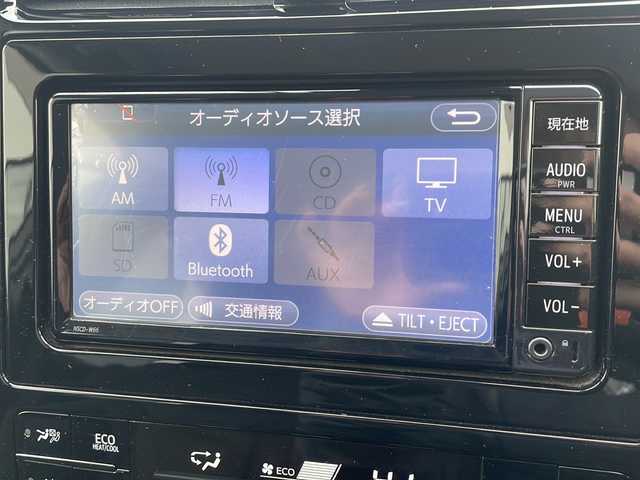 トヨタ プリウス Sセーフティプラス 道東・釧路十勝 2017(平29)年 3.9万km スティールブロンドM 4WD//ETC//メモリナビ//フルセグテレビ//バックカメラ//クルーズコントロール//ドアバイザー//プッシュスタート//エンジンスターター//フォグランプ//オートライト