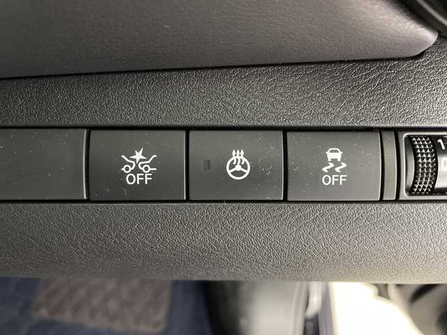 日産 キックス オーテック 鹿児島県 2021(令3)年 3.2万km ピュアブラック 純正9インチナビ/（Bluetooth/DVD/CD/SD/フルセグ）/ビルトインETC/アラウンドビューモニター/デジタルインナーミラー/インテリジェントクリアランスソナー（前後)/ドライブレコーダー/プロパイロット/クルーズコントロール/LEDヘッドライト/プロパイロット/オーテック　合皮シート/シートヒーター/ハンドルヒーター/ルーフレール/純正フロアマット/プッシュスタート/純正アルミホイール