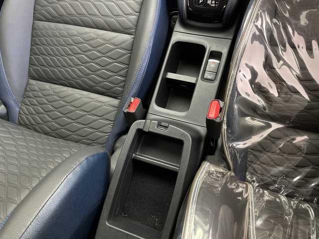 日産 キックス オーテック 鹿児島県 2021(令3)年 3.2万km ピュアブラック 純正9インチナビ/（Bluetooth/DVD/CD/SD/フルセグ）/ビルトインETC/アラウンドビューモニター/デジタルインナーミラー/インテリジェントクリアランスソナー（前後)/ドライブレコーダー/プロパイロット/クルーズコントロール/LEDヘッドライト/プロパイロット/オーテック　合皮シート/シートヒーター/ハンドルヒーター/ルーフレール/純正フロアマット/プッシュスタート/純正アルミホイール