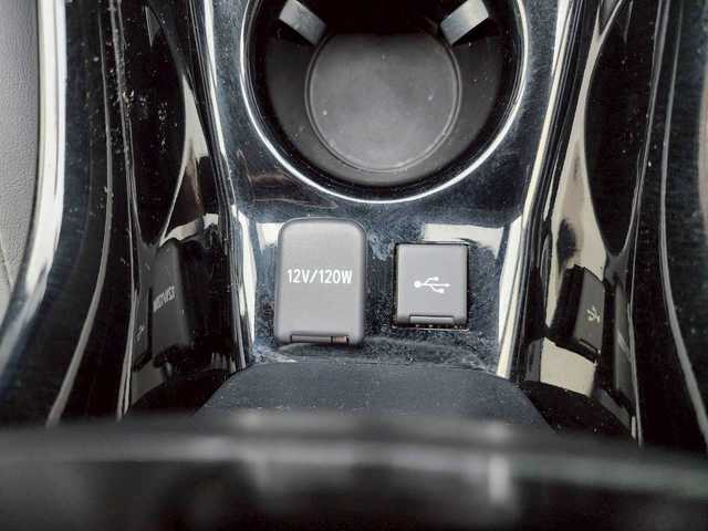 トヨタ プリウス S ツーリングセレ ブラックED 岩手県 2021(令3)年 4.9万km プレシャスブラックパール ワイパーデアイサー/エンジンスターター/バックカメラ/レーンキープアシスト/コーナーセンサー前後/純正AW/純正フロアマット/シートヒーター運転席・助手席/Bluetooth・フルセグ・純正オーディオ/4WD/オートライト/オートハイビーム/全席オートパワーウィンドウ/フルエアロ/100V充電