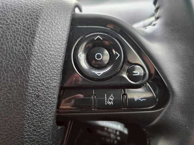 トヨタ プリウス S ツーリングセレ ブラックED 岩手県 2021(令3)年 4.9万km プレシャスブラックパール ワイパーデアイサー/エンジンスターター/バックカメラ/レーンキープアシスト/コーナーセンサー前後/純正AW/純正フロアマット/シートヒーター運転席・助手席/Bluetooth・フルセグ・純正オーディオ/4WD/オートライト/オートハイビーム/全席オートパワーウィンドウ/フルエアロ/100V充電