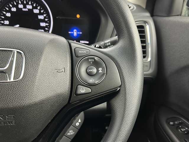 ホンダ ヴェゼル ハイブリッド ホンダセンシング 宮城県 2018(平30)年 6.1万km クリスタルブラックパール 禁煙車/Honda SENSING				/・衝突軽減ブレーキ/・路外逸脱抑制機能/・先行車発進お知らせ機能/・アダプティブクルーズコントロール/・車線維持支援システム/・標識認識機能/・誤発進抑制機能/・オートハイビーム/純正8型ナビ/・BT.CD.DVD.HDMI.USB/バックカメラ/フルセグTV/ビルトインETC/プッシュスタート/スマートキー×2/パドルシフト/ステアリングスイッチ/電子パーキングブレーキ/純正フロアマッド/LEDヘッドライト/社外16インチアルミホイール/アイドリングストップ/横滑り防止機能