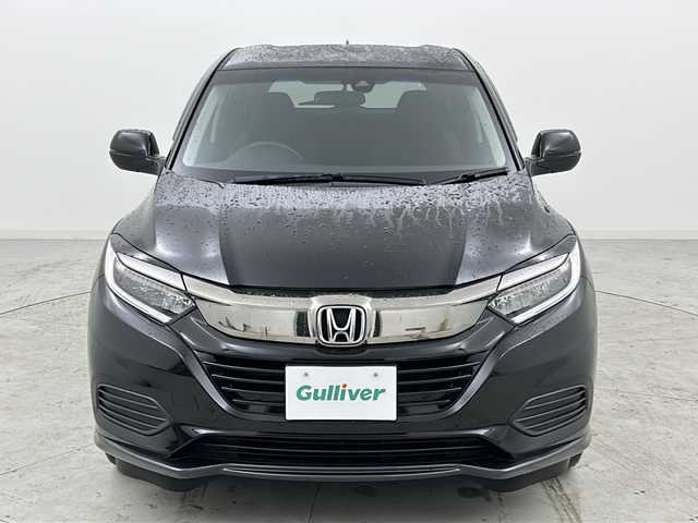 ホンダ ヴェゼル ハイブリッド ホンダセンシング 宮城県 2018(平30)年 6.1万km クリスタルブラックパール 禁煙車/Honda SENSING				/・衝突軽減ブレーキ/・路外逸脱抑制機能/・先行車発進お知らせ機能/・アダプティブクルーズコントロール/・車線維持支援システム/・標識認識機能/・誤発進抑制機能/・オートハイビーム/純正8型ナビ/・BT.CD.DVD.HDMI.USB/バックカメラ/フルセグTV/ビルトインETC/プッシュスタート/スマートキー×2/パドルシフト/ステアリングスイッチ/電子パーキングブレーキ/純正フロアマッド/LEDヘッドライト/社外16インチアルミホイール/アイドリングストップ/横滑り防止機能