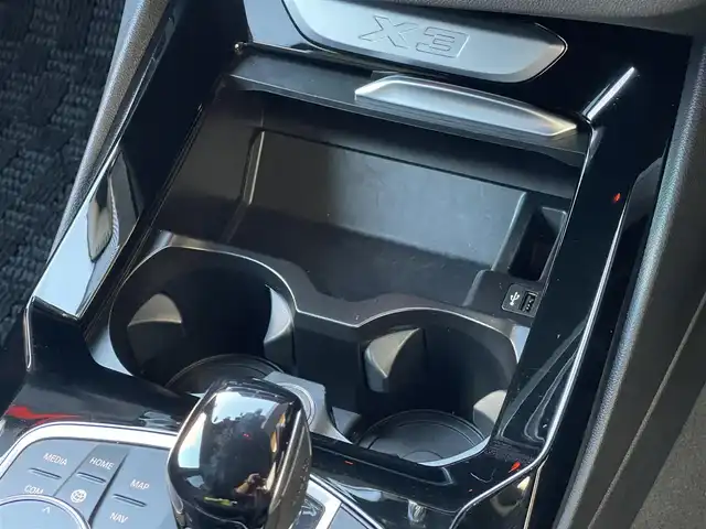 ＢＭＷ Ｘ３ xDrive20d Mスポーツ 山梨県 2022(令4)年 1.9万km サファイアブラックP 黒革/シートＨ　/ＬＥＤヘッド　/Ａハイビーム　/アンビエントライト　/ミラー型ＥＴＣ　/純正ＨＤＤナビ　/３６０カメラ　/ＡＣＣ　/ＬＫＡ　/ＢＳＡ　/パドルシフト　/パワーバックドア　/フットオープナー