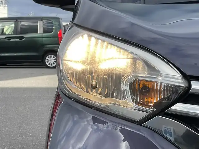 日産 デイズ ルークス X 山形県 2015(平27)年 7.8万km プレミアムパープルP ４WD/衝突軽減システム/純正SDナビ/　　【CD　BT　フルセグ　USB　AUX】/アラウンドビューモニター/片側パワースライド/シートヒーター/純正14インチアルミホイール/アイドリングストップ/純正フロアマット/電動格納ミラー/スマートキー