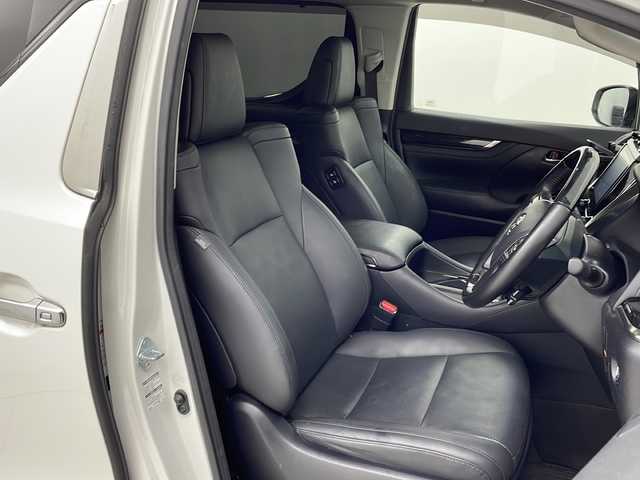 トヨタ アルファード S Cパッケージ 宮城県 2020(令2)年 4.5万km ホワイトパールクリスタルシャイン 禁煙車/ツインムーンルーフ/純正フリップダウンモニター/トヨタセーフティーセンス/・レーダークルーズコントロール/・プリクラッシュセーフティーシステム/・レーントレーシングアシスト/・パーキングサポートブレーキ/・アダプティブハイビームアシスト/・ロードサインアシスト/クリアランスソナー/ビルトインETC2.0/純正ドライブレコーダー（FR）/純正9インチディスプレイオーディオ/（BT.AM.FM.CD.DVD.USB.Miracast）/バックカメラ/フルセグテレビ/両側パワースライドドア/電動リアゲート/電動パーキングブレーキ/AUOHOLD/AC100V充電/前席シートヒーター/前席シートベンチレーション/前席パワーシート/シートメモリー/合皮シート/3列シート/オットマン/ステアリングヒーター/ウッドコンビステアリング/ステアリングスイッチ/プッシュスタート/スマートキー（2本）/純正フロアマット/純正ドアバイザー/3眼LEDヘッドライト/LEDフォグランプ/純正18インチアルミホイール/nanoeエアコン/横滑り防止機能