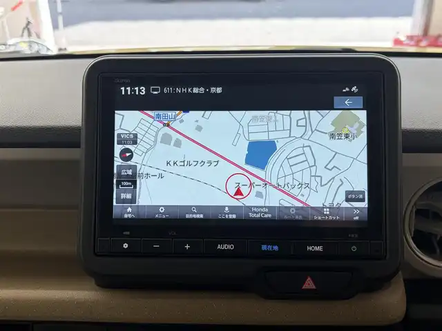 ホンダ Ｎ ＢＯＸ 滋賀県 2024(令6)年 0.2万km オータムイエローパール 純正8インチナビ/【Bluetooth/USB/iPod/フルセグ】/バックカメラ/両側パワースライドドア/シートヒーター/追従クルーズコントロール/レーンキープアシスト/衝突被害軽減ブレーキ/クリアランスソナー/オートライト/オートハイビーム/純正LED/電子パーキング/オートホールド/プッシュスタート/スマートキー/後席サンシェード/ステアリングスイッチ