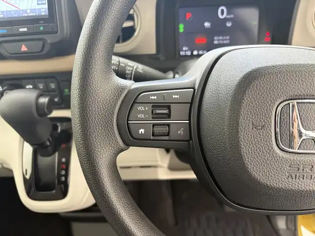 ホンダ Ｎ ＢＯＸ 滋賀県 2024(令6)年 0.2万km オータムイエローパール 純正8インチナビ/【Bluetooth/USB/iPod/フルセグ】/バックカメラ/両側パワースライドドア/シートヒーター/追従クルーズコントロール/レーンキープアシスト/衝突被害軽減ブレーキ/クリアランスソナー/オートライト/オートハイビーム/純正LED/電子パーキング/オートホールド/プッシュスタート/スマートキー/後席サンシェード/ステアリングスイッチ