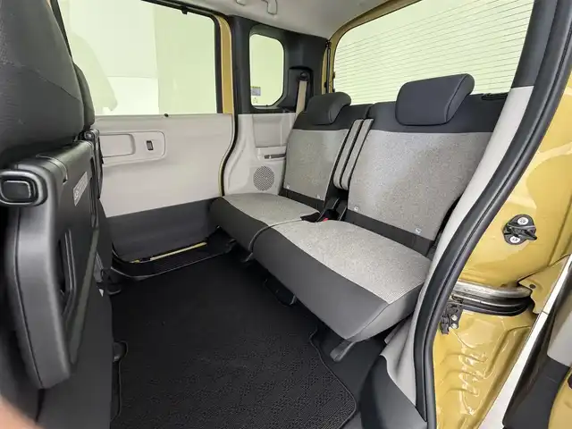 ホンダ Ｎ ＢＯＸ 滋賀県 2024(令6)年 0.2万km オータムイエローパール 純正8インチナビ/【Bluetooth/USB/iPod/フルセグ】/バックカメラ/両側パワースライドドア/シートヒーター/追従クルーズコントロール/レーンキープアシスト/衝突被害軽減ブレーキ/クリアランスソナー/オートライト/オートハイビーム/純正LED/電子パーキング/オートホールド/プッシュスタート/スマートキー/後席サンシェード/ステアリングスイッチ