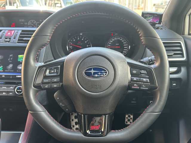 スバル ＷＲＸ Ｓ４ STIスポーツアイサイト 高知県 2019(令1)年 1.5万km クリスタルホワイトパール サンルーフ/4WD/STIエアロ/アイサイト/衝突被害軽減ブレーキ／レーンキープアシスト/8インチ純正ナビ/（フルセグTV/Bluetoothオーディオ/CD/DVD/USB）/ETC/バックカメラ/シートヒーター/レカロシート/パワーシート/レーダー/純正18インチアルミ/オートハイビーム/LEDヘッドライト/コーナーセンサー/ブラインドスポットモニター/純正フロアマット/スペアキー/アダプティブクルーズコントロール/ドラレコ/パドルシフト/プッシュスタート