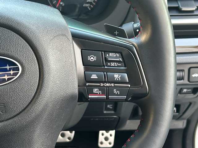 スバル ＷＲＸ Ｓ４ STIスポーツアイサイト 高知県 2019(令1)年 1.5万km クリスタルホワイトパール サンルーフ/4WD/STIエアロ/アイサイト/衝突被害軽減ブレーキ／レーンキープアシスト/8インチ純正ナビ/（フルセグTV/Bluetoothオーディオ/CD/DVD/USB）/ETC/バックカメラ/シートヒーター/レカロシート/パワーシート/レーダー/純正18インチアルミ/オートハイビーム/LEDヘッドライト/コーナーセンサー/ブラインドスポットモニター/純正フロアマット/スペアキー/アダプティブクルーズコントロール/ドラレコ/パドルシフト/プッシュスタート