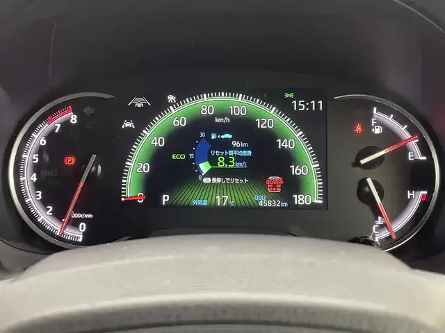 トヨタ ヴォクシー S－Z 熊本県 2022(令4)年 4.6万km ホワイトパールクリスタルシャイン 禁煙車　/ＧＲエアロフル　/ワンオーナー/純正ナビ（ＣＤ・ＤＶＤ・フルセグ・ＢＴ・ＨＤＭＩ・ＵＳＢ）/バックカメラ　/純正１４インチフリップダウンモニター/デジタルインナーミラー型前後ドライブレコーダー　/ビルトインＥＴＣ２．０　/両側パワースライドドア　/レーダークルーズコントロール/快適利便パッケージ/・電動リアゲート/・オットマン/レーンキープアシスト/プリクラッシュセーフティ/ロードサインアシスト/駐車時支援パーキングサポートシステム/レーンデェパーチャアラート/横滑り防止/前席2列目シートヒーター/ステアリングヒーター/純正フロアマット/純正17インチAW/オートライト/オートマチックハイビーム/LEDヘッドライト/フォグランプ/スマートキー/プッシュスタート/保証書/取扱説明書