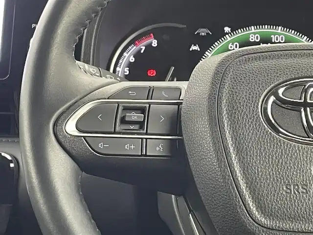 トヨタ ヴォクシー S－Z 熊本県 2022(令4)年 4.6万km ホワイトパールクリスタルシャイン 禁煙車　/ＧＲエアロフル　/ワンオーナー/純正ナビ（ＣＤ・ＤＶＤ・フルセグ・ＢＴ・ＨＤＭＩ・ＵＳＢ）/バックカメラ　/純正１４インチフリップダウンモニター/デジタルインナーミラー型前後ドライブレコーダー　/ビルトインＥＴＣ２．０　/両側パワースライドドア　/レーダークルーズコントロール/快適利便パッケージ/・電動リアゲート/・オットマン/レーンキープアシスト/プリクラッシュセーフティ/ロードサインアシスト/駐車時支援パーキングサポートシステム/レーンデェパーチャアラート/横滑り防止/前席2列目シートヒーター/ステアリングヒーター/純正フロアマット/純正17インチAW/オートライト/オートマチックハイビーム/LEDヘッドライト/フォグランプ/スマートキー/プッシュスタート/保証書/取扱説明書