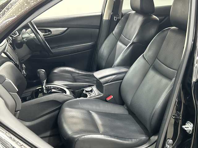 日産 エクストレイル 20X 長崎県 2014(平26)年 15万km ダイヤモンドブラック 純正8インチナビ/・フルセグ/・DVD/・Bluetooth/・バックカメラ/ETC/前席シートヒーター/LEDヘッドライト/社外ドライブレコーダー/純正フリップダウン/レザーシート/純正17インチアルミ/スマートキー/フォグライト/純正フロアマット/純正バイザー/電格ウィンカーミラー/取説/保証書