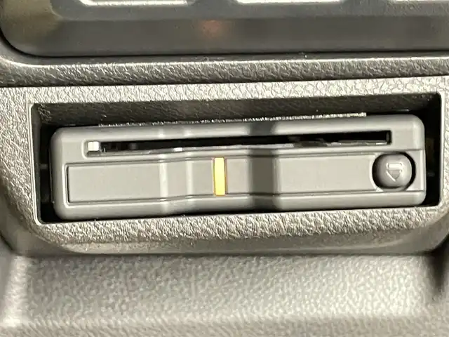 スバル フォレスター ハイブリッド アドバンス 千葉県 2022(令4)年 1.8万km ホライゾンブルーP 禁煙車/4WD/アイサイトセーフティプラス/・スバルリアビークルディテクション/・フロント＆サイドビューモニター/・アダプティブドライビングビーム/パワーバックドア/デジタルインナーミラー/純正8インチナビ/CD/DVD/Bluetooth/フルセグ/バックカメラ/サイドカメラ/レーダークルーズコントロール/LEDオートライト/シートヒーター/パワーシート/純正フロアマット/純正18インチアルミホイール/パドルシフト/ステアリングヒーター/オートエアコン/USBポート/プッシュスタート/スマートキー