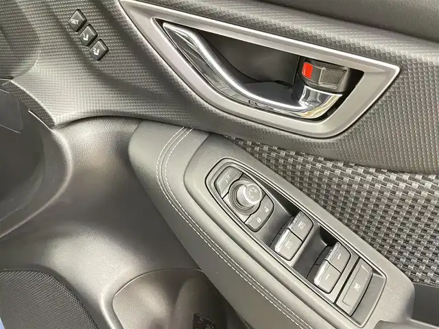 スバル フォレスター ハイブリッド アドバンス 千葉県 2022(令4)年 1.8万km ホライゾンブルーP 禁煙車/4WD/アイサイトセーフティプラス/・スバルリアビークルディテクション/・フロント＆サイドビューモニター/・アダプティブドライビングビーム/パワーバックドア/デジタルインナーミラー/純正8インチナビ/CD/DVD/Bluetooth/フルセグ/バックカメラ/サイドカメラ/レーダークルーズコントロール/LEDオートライト/シートヒーター/パワーシート/純正フロアマット/純正18インチアルミホイール/パドルシフト/ステアリングヒーター/オートエアコン/USBポート/プッシュスタート/スマートキー