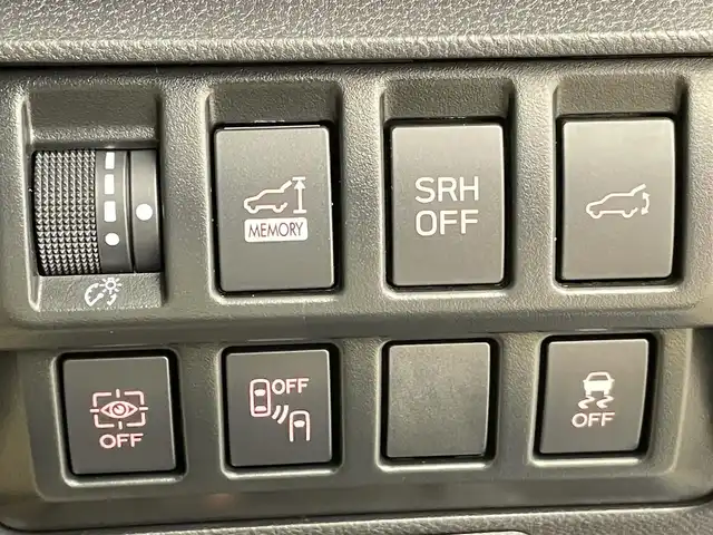 スバル フォレスター ハイブリッド アドバンス 千葉県 2022(令4)年 1.8万km ホライゾンブルーP 禁煙車/4WD/アイサイトセーフティプラス/・スバルリアビークルディテクション/・フロント＆サイドビューモニター/・アダプティブドライビングビーム/パワーバックドア/デジタルインナーミラー/純正8インチナビ/CD/DVD/Bluetooth/フルセグ/バックカメラ/サイドカメラ/レーダークルーズコントロール/LEDオートライト/シートヒーター/パワーシート/純正フロアマット/純正18インチアルミホイール/パドルシフト/ステアリングヒーター/オートエアコン/USBポート/プッシュスタート/スマートキー