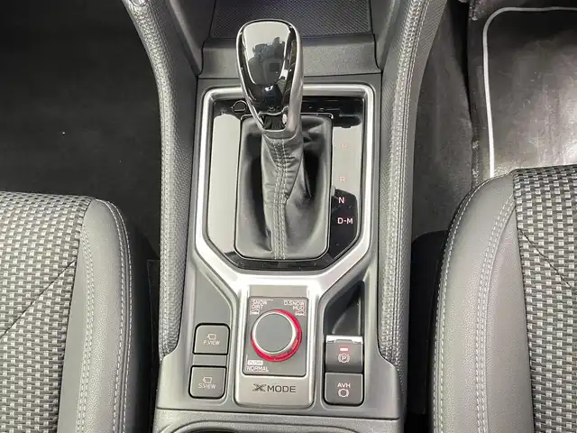 スバル フォレスター ハイブリッド アドバンス 千葉県 2022(令4)年 1.8万km ホライゾンブルーP 禁煙車/4WD/アイサイトセーフティプラス/・スバルリアビークルディテクション/・フロント＆サイドビューモニター/・アダプティブドライビングビーム/パワーバックドア/デジタルインナーミラー/純正8インチナビ/CD/DVD/Bluetooth/フルセグ/バックカメラ/サイドカメラ/レーダークルーズコントロール/LEDオートライト/シートヒーター/パワーシート/純正フロアマット/純正18インチアルミホイール/パドルシフト/ステアリングヒーター/オートエアコン/USBポート/プッシュスタート/スマートキー