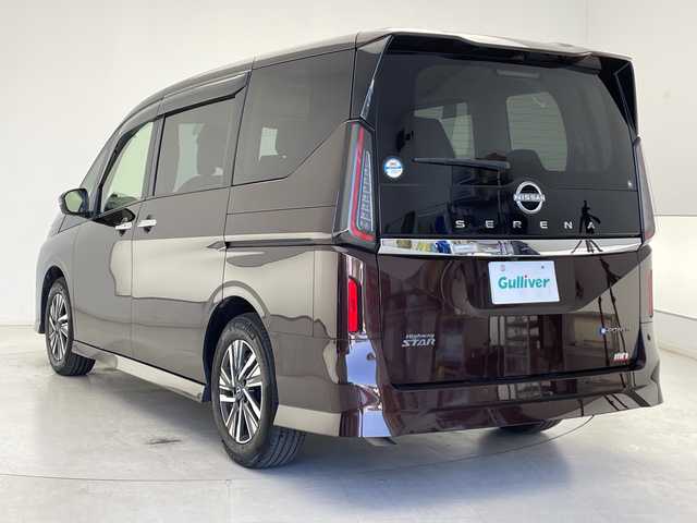 日産 セレナ e－パワー ハイウェイスター V 千葉県 2023(令5)年 6万km インペリアルアンバーP 純正メモリナビ/フルセグTV/Bluetooth/USB/HDMI/社外フリップダウンモニター/バックカメラ/全方位カメラ/前後ドライブレコーダー/ビルトインETC2.0/デジタルインナーミラー/ワイヤレス充電/両側パワースライドドア/LEDヘッドライト