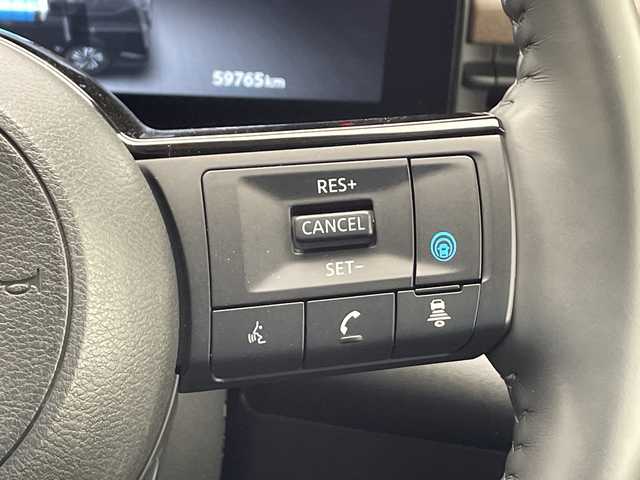 日産 セレナ e－パワー ハイウェイスター V 千葉県 2023(令5)年 6万km インペリアルアンバーP 純正メモリナビ/フルセグTV/Bluetooth/USB/HDMI/社外フリップダウンモニター/バックカメラ/全方位カメラ/前後ドライブレコーダー/ビルトインETC2.0/デジタルインナーミラー/ワイヤレス充電/両側パワースライドドア/LEDヘッドライト