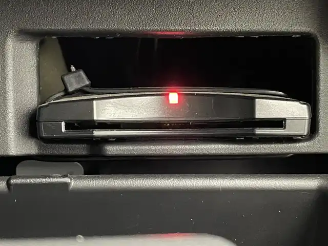 日産 セレナ 福島県 2015(平27)年 6.5万km 黒 セーフティS/・衝突軽減ブレーキ/・ＬＤＷ（車線逸脱警報）/・踏み間違い衝突防止アシスト/・ふらつき警報/・横滑り防止/社外ナビゲーション/・型式：MDV-2702W/・Bluetooth/TV/CD/DVD/AM・FM/USB/・全方位/バックカメラ/・ETC/クルーズコントロール/両側パワースライドドア/ミラー型ドライブレコーダー/デジタルインナーミラー/革巻きステアリング/LEDライト/・フォグライト/・オートライト/純正16インチアルミホイール/フロアマット/ドアバイザー/プッシュスタート/・スマートキー