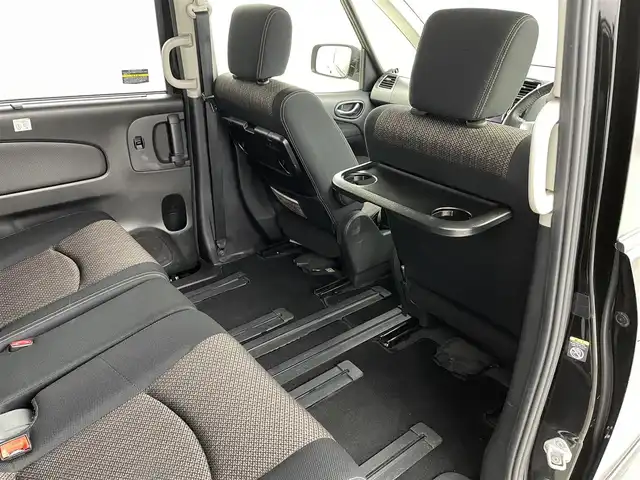 日産 セレナ 福島県 2015(平27)年 6.5万km 黒 セーフティS/・衝突軽減ブレーキ/・ＬＤＷ（車線逸脱警報）/・踏み間違い衝突防止アシスト/・ふらつき警報/・横滑り防止/社外ナビゲーション/・型式：MDV-2702W/・Bluetooth/TV/CD/DVD/AM・FM/USB/・全方位/バックカメラ/・ETC/クルーズコントロール/両側パワースライドドア/ミラー型ドライブレコーダー/デジタルインナーミラー/革巻きステアリング/LEDライト/・フォグライト/・オートライト/純正16インチアルミホイール/フロアマット/ドアバイザー/プッシュスタート/・スマートキー