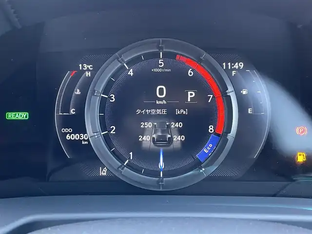 レクサス ＥＳ 300h Fスポーツ 佐賀県 2019(令1)年 6万km ホワイトノーヴァガラスフレーク チルト＆スライドムーンルーフ/純正12.3インチメモリーナビゲーション/・フルセグTV/CD/DVD/SD/USB/Bluetooth/バックカメラ/前方ドライブレコーダー/ビルトインETC2.0/100V電源/電子パーキングブレーキ/・AUTO HOLD機能/合皮レザーシート/DN席パワーシート(D席メモリー機能付)/シートヒーター/シートベンチレーション/後席電動サンシェード/ISOFIX対応/パドルシフト/革巻きステアリング/ステアリングヒーター/ステアリングリモコン/シーケンシャルウィンカー/純正19インチアルミホイール/・空気圧モニター/三眼LEDヘッドライト/・オートマチックハイビーム/純正LEDフォグランプ/純正フロアマット/純正ドアバイザ―/新車保証書/スペアキー１本/Lexus Safety System +/・レーダークルーズコントロール/・レーントレーシングアシスト/・プリクラッシュセーフティ/・ブラインドスポットモニター/・リヤクロストラフィックアラート/・パーキングサポートブレーキ/・先行車発進告知/・ロードサインアシスト/・前後クリアランスソナー