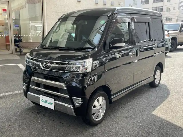 ダイハツ アトレー ワゴン カスタムターボRS LTD SAⅢ 神奈川県 2021(令3)年 3.9万km ブラックマイカメタリック スマートアシストIII/社外メモリナビ/ Bluetooth/SD/USB/CD/DVD/AM/FM/フルセグTV/ETC/社外前後ドライブレコーダー(ミラー型)/片側パワースライドドア/リア社外フィルム/AUTOライト/LEDヘッドライト/LEDフォグランプ/横滑り防止装置/アイドリングストップ/電動格納ミラー/バニティミラー/ウィンカーミラー/純正フロアマット/純正ドアバイザー/純正13インチアルミホイール/新車時保証書/取扱説明書/キーレス/スペアキー有