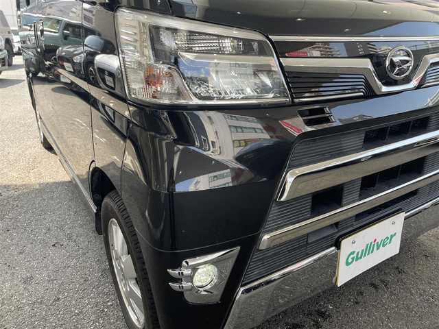 ダイハツ アトレー ワゴン カスタムターボRS LTD SAⅢ 神奈川県 2021(令3)年 3.9万km ブラックマイカメタリック スマートアシストIII/社外メモリナビ/ Bluetooth/SD/USB/CD/DVD/AM/FM/フルセグTV/ETC/社外前後ドライブレコーダー(ミラー型)/片側パワースライドドア/リア社外フィルム/AUTOライト/LEDヘッドライト/LEDフォグランプ/横滑り防止装置/アイドリングストップ/電動格納ミラー/バニティミラー/ウィンカーミラー/純正フロアマット/純正ドアバイザー/純正13インチアルミホイール/新車時保証書/取扱説明書/キーレス/スペアキー有