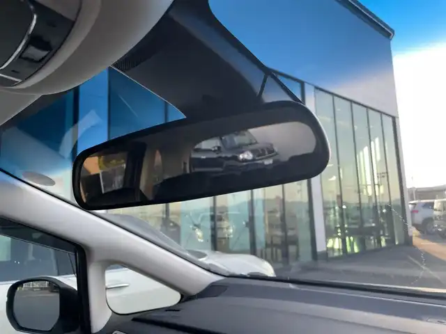 ホンダ オデッセイ ハイブリッド アブソルート・EXホンダセンジング 島根県 2020(令2)年 8.1万km プラチナホワイトパール 登録時走行距離80710km/取説/ナビ説/ホンダインターナビシステム/純正9インチナビ(VXM-207VFNI)/・フルセグTV/AM/FM/CD/DVD/Bluetooth/Honda SENSING(後期)/・衝突軽減ブレーキ/・誤発進抑制機能/・後方誤発進抑制機能/・歩行者事故低減ステアリング/・渋滞追従機能付きアダプティブクルーズコントロール/・車線維持支援システム/・路外逸脱抑制機能/・先行車発進お知らせ機能/・標識認識機能/マルチビューカメラシステム(全方位)/両側パワースライドドア/オットマン/前席シートシートヒーター/フォグライト/ビルトインETC2.0/スペアキー