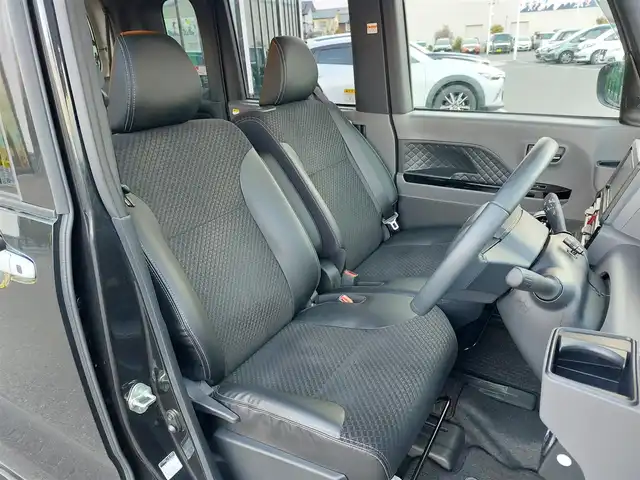 ダイハツ タント カスタム RS 東京都 2019(令1)年 3.2万km ブラックマイカメタリック 社外ナビ/両側パワースライドドア/ハーフレザーシート/スマートアシスト/衝突軽減ブレーキ/コーナーセンサー/アイドリングストップ/スマートキー/プッシュスタート/LEDヘッドライト/純正アルミホイール