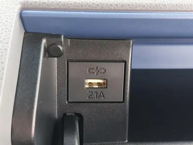 ダイハツ タント カスタム RS 東京都 2019(令1)年 3.2万km ブラックマイカメタリック 社外ナビ/両側パワースライドドア/ハーフレザーシート/スマートアシスト/衝突軽減ブレーキ/コーナーセンサー/アイドリングストップ/スマートキー/プッシュスタート/LEDヘッドライト/純正アルミホイール