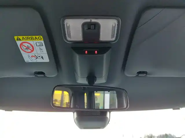 ダイハツ タント カスタム RS 東京都 2019(令1)年 3.2万km ブラックマイカメタリック 社外ナビ/両側パワースライドドア/ハーフレザーシート/スマートアシスト/衝突軽減ブレーキ/コーナーセンサー/アイドリングストップ/スマートキー/プッシュスタート/LEDヘッドライト/純正アルミホイール