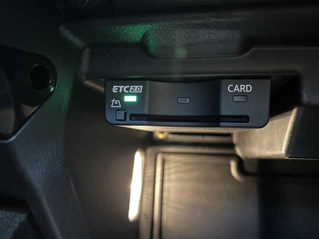 アウディ Ａ３ SB 30TFSI Sライン 愛知県 2021(令3)年 3.4万km 黒 コンビニエンス＆アシスタンスパッケージ/Sライン・ハーフレザーシート/ナビゲーションパッケージ/Audiプレセンス/アダプティブクルーズコントロール/ワイヤレスデバイスチャージャー/バーチャルコックピット/car play/Bluetooth/プッシュスタート/ETC