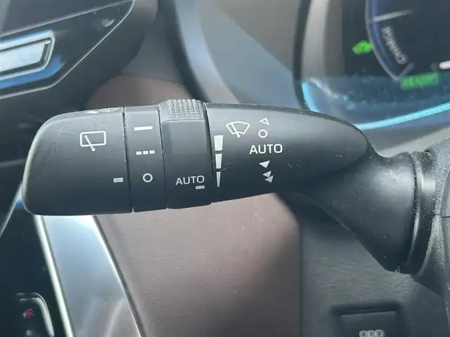 トヨタ ハリアー ハイブリッド Z 岡山県 2023(令5)年 4.2万km プラチナホワイトパールマイカ 登録時走行距離：42042km/純正12.3インチナビ/（AM/FM/フルセグTV/Bluetooth）/全方位カメラ/JBLプレミアムサウンド/ETC2.0/レーダークルーズコントロール/衝突軽減システム/踏み間違い防止装置/車線逸脱警報/BSM/先行車両発進お知らせ/標識認識機能/デジタルインナーミラー/純正LEDヘッドライト/フォグライト/ウィンカーミラー/オートリトラミラー/パワーバックドア/パワーシート/革巻きステアリング/ステアリングスイッチ/プッシュスタート/スマートキー/純正フロアマット/純正19インチアルミホイール