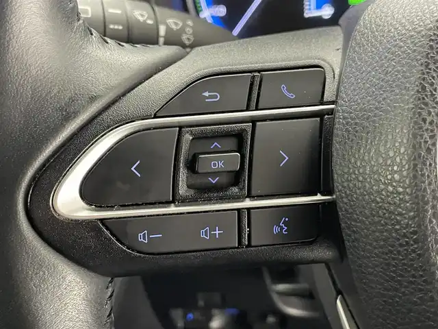 トヨタ ヴォクシー ハイブリッド S－Z 愛知県 2022(令4)年 7.2万km アティチュードブラックマイカ 純正１０．５型ディスプレイオーディオプラス/ナビ/ＨＤＭＩ/禁煙車/フリップダウンモニター（純正１４インチ）/バックカメラ/シートヒーター/フルセグTV/ＤＶＤ/CD再生機能有/ドライブレコーダー/ＥＴＣ2.0/追従クルーズコントロール/トヨタセーフティセンス/衝突被害軽減システム/車線逸脱/ＬＥＤオートライト/オートマチックハイビーム/ＡＣ１００Ｖ１５００W/両側パワースライドドア/USB端子/Bluetooth/プッシュスタート/スマートキー