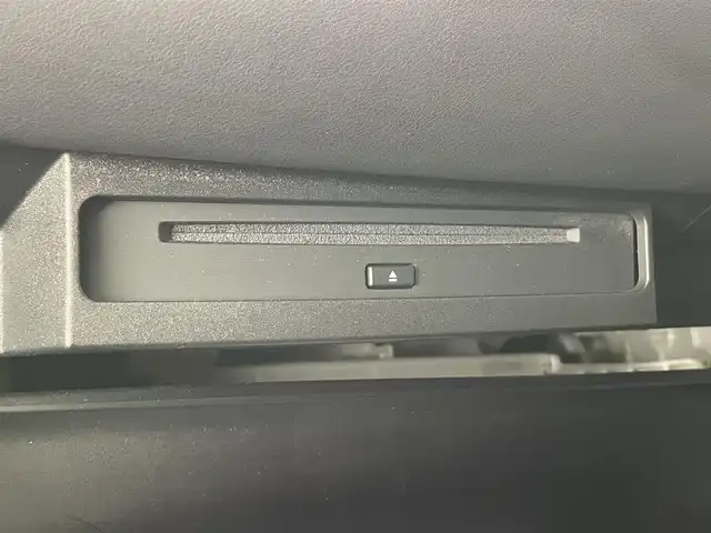 トヨタ ヴォクシー ハイブリッド S－Z 愛知県 2022(令4)年 7.2万km アティチュードブラックマイカ 純正１０．５型ディスプレイオーディオプラス/ナビ/ＨＤＭＩ/禁煙車/フリップダウンモニター（純正１４インチ）/バックカメラ/シートヒーター/フルセグTV/ＤＶＤ/CD再生機能有/ドライブレコーダー/ＥＴＣ2.0/追従クルーズコントロール/トヨタセーフティセンス/衝突被害軽減システム/車線逸脱/ＬＥＤオートライト/オートマチックハイビーム/ＡＣ１００Ｖ１５００W/両側パワースライドドア/USB端子/Bluetooth/プッシュスタート/スマートキー