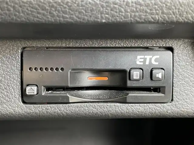 スズキ クロスビー HYBRID MZ 群馬県 2018(平30)年 7.8万km ミネラルグレーメタリック (株)IDOMが運営する【じしゃロン伊勢崎店】の自社ローン対象車両になります。こちらは現金ご利用時の価格です。自社ローンご希望の方は別途その旨お申付け下さい。/エマージェンシーブレーキ/社外SDナビゲーション/バックカメラ/CD/DVD/SD/BT/DTV/パドルシフト/クルーズコントロール/コーナーセンサー/ビルトインETC/LEDヘッドライト/オートライト/フォグライト/アイドリングストップ			/ドアバイザー/純正フロアマット