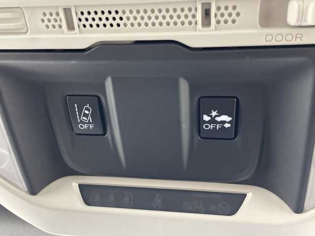 スバル フォレスター ハイブリッド アドバンス 群馬県 2023(令5)年 1.9万km クリスタルホワイトパール 社外7インチメモリーナビ　バックカメラ　スマートリアビューカメラ　ハーフレザーシート　前席パワーシート　D席メモリ付パワーシート　４WD　ルーフレール　デジタルインナーミラー　衝突軽減ブレーキ