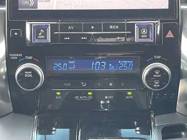 トヨタ アルファード S Cパッケージ 千葉県 2019(令1)年 3.2万km ホワイトパールクリスタルシャイン ALPINE 11インチナビ/(CD/DVD/BT/Blu-ray/HDMI/フルセグTV)/ALPINE 12.8インチフリップダウンモニター/バックカメラ/衝突被害軽減システム/車線逸脱警報/クルーズコントロール/レザーシート/両側パワースライドドア/パワーバックドア/横滑り防止装置/ETC/ドライブレコーダー/LEDヘッドライト/フォグランプ/オートライト/ウィンカーミラー/電動格納ミラー/純正18インチAW/シートヒーター/エアシート/パワーシート/運転席メモリーシート/ステアリングヒーター/AC100V/プッシュスタート/スマートキー/フロアマット/ドアバイザー/取扱説明書/保証書/スペアキー