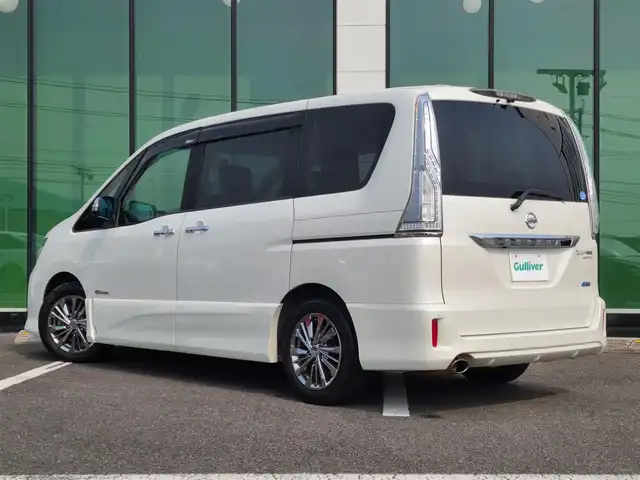 日産 セレナ ライダー S HV Aセーフティ 福岡県 2014(平26)年 7.5万km ブリリアントホワイトパール フリップダウンモニター/純正ナビ/全周囲カメラ/フルセグTV/衝突被害軽減ブレーキ/コーナーセンサー/レーンキープアシスト/クルーズコントロール/両側パワースライドドア/プッシュスタート/スマートキー/LEDヘッドライト/オートライト/革巻きステアリング/ETC