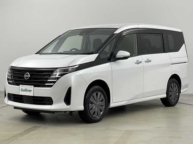 日産 セレナ e－4ORCE X 道東・釧路十勝 2024(令6)年 0.1万km未満 プリズムホワイト ・4WD/・アラウンドビューモニター/・デジタルインナーミラー/・運転支援/・ハンドル支援/・レーンキープアシスト/・前後車両検知/・前後衝突防止支援/・踏み間違い衝突防止/・クリアランスソナー/・先行車発進お知らせ/・標識検知支援/・純正エンジンスターター/・プッシュスタート/・スマートキー/・スペアキー/・前席&2列目シートヒーター/・ステアリングヒーター/・e-Pedal/・プロパイロット/・ステアリングスイッチ/・LEDヘッドライト/・DRAIVE MODE/・ヘッドライトレベライザー