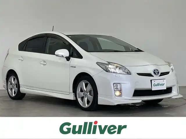 トヨタ プリウス S ツーリングセレクション 埼玉県 2010(平22)年 7.4万km ホワイトパールクリスタルシャイン エアロ　純正ナビ　ビルトインＥＴＣ　純正アルミホイール　純正フロアマット　プッシュスタート　スマートキー　オートライト　ＬＥＤヘッドライト　ＣＤ　ＤＶＤ　Ｂｌｕｅｔｏｏｔｈ　地デジワンセグＴＶ